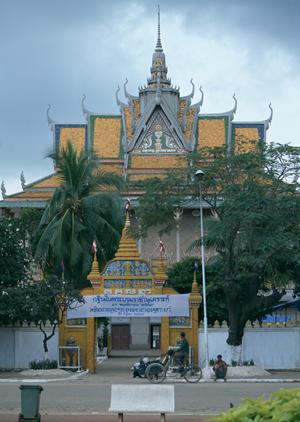 大阪本町駅近くにあるイベント会場